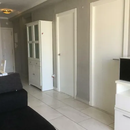 Avienda Paris2 خافييا