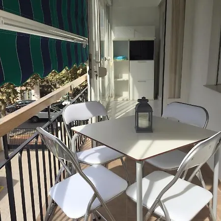 Avienda Paris2 * خافييا