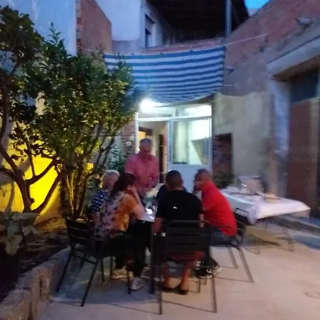 Avienda Paris2 *